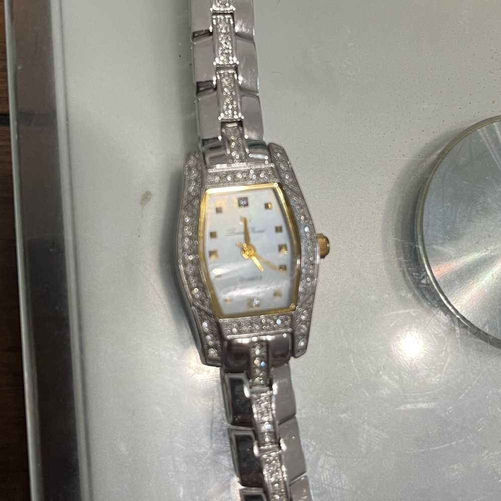 Lucien Piccard Watch Women's Crystal Diamond  Tone Silver!
